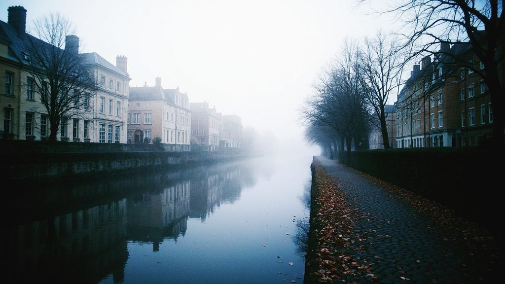 mobile photograph from the riverbank foggy cambridge riverbank in early december thick mist over st w3be2uedwr465ra4lxxb 2